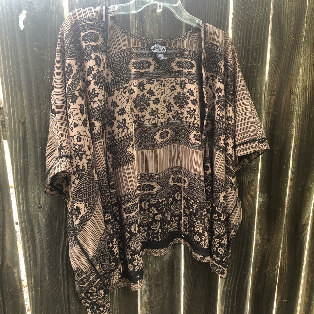 Angie printed kimono